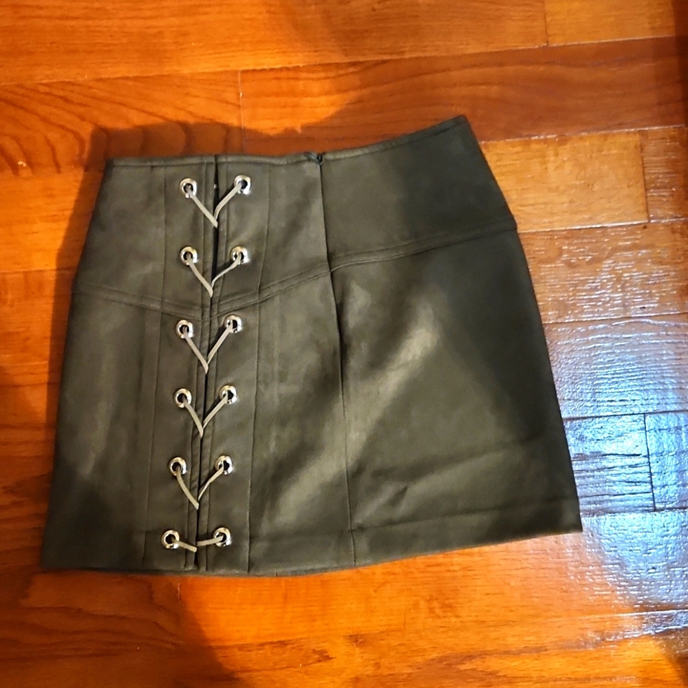 Luxxel Green Mini Pencil Skirt Casual